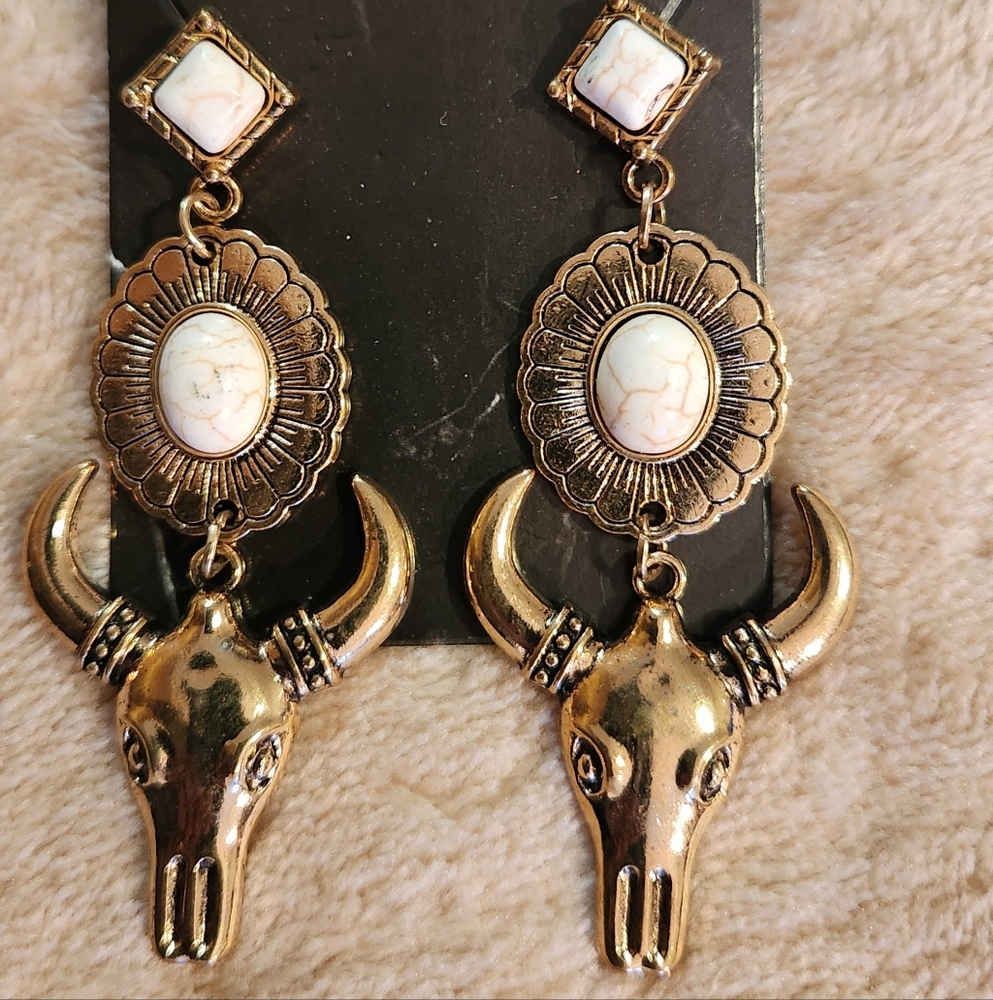 Goldtone and Cream Bull Skull Dangle Earrings